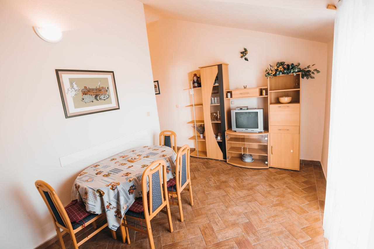 Apartments Visnjic Žaborić Zewnętrze zdjęcie