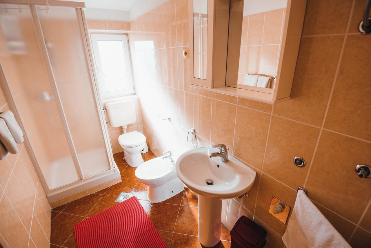 Apartments Visnjic Žaborić Zewnętrze zdjęcie